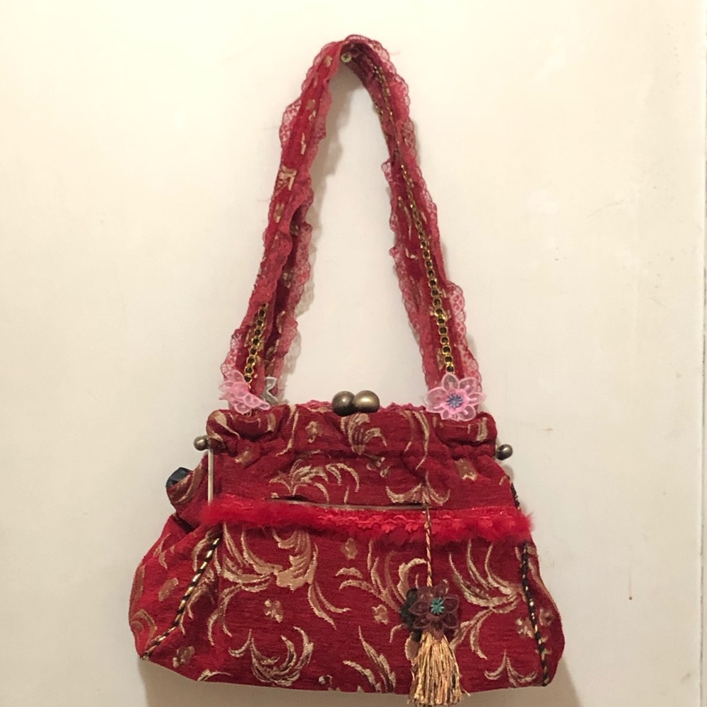 Unique hand bag